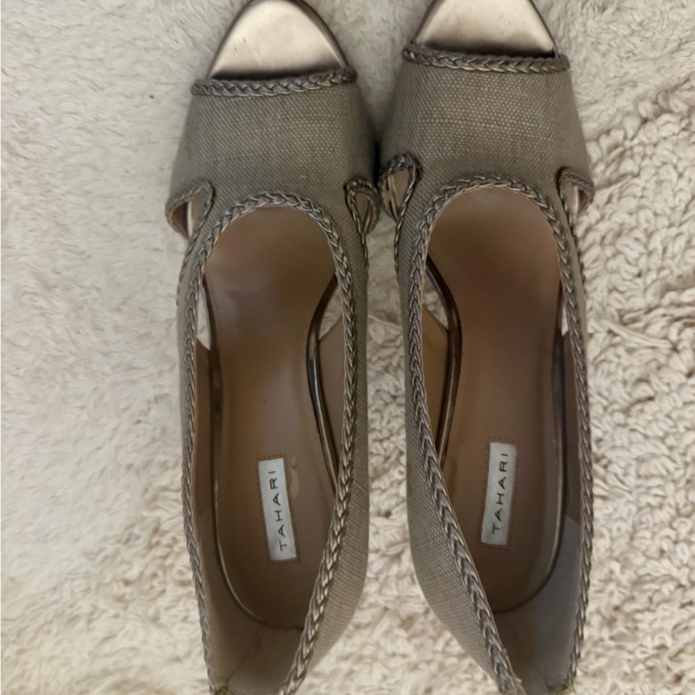 Tahari Women's Beige Peep Toe Heels